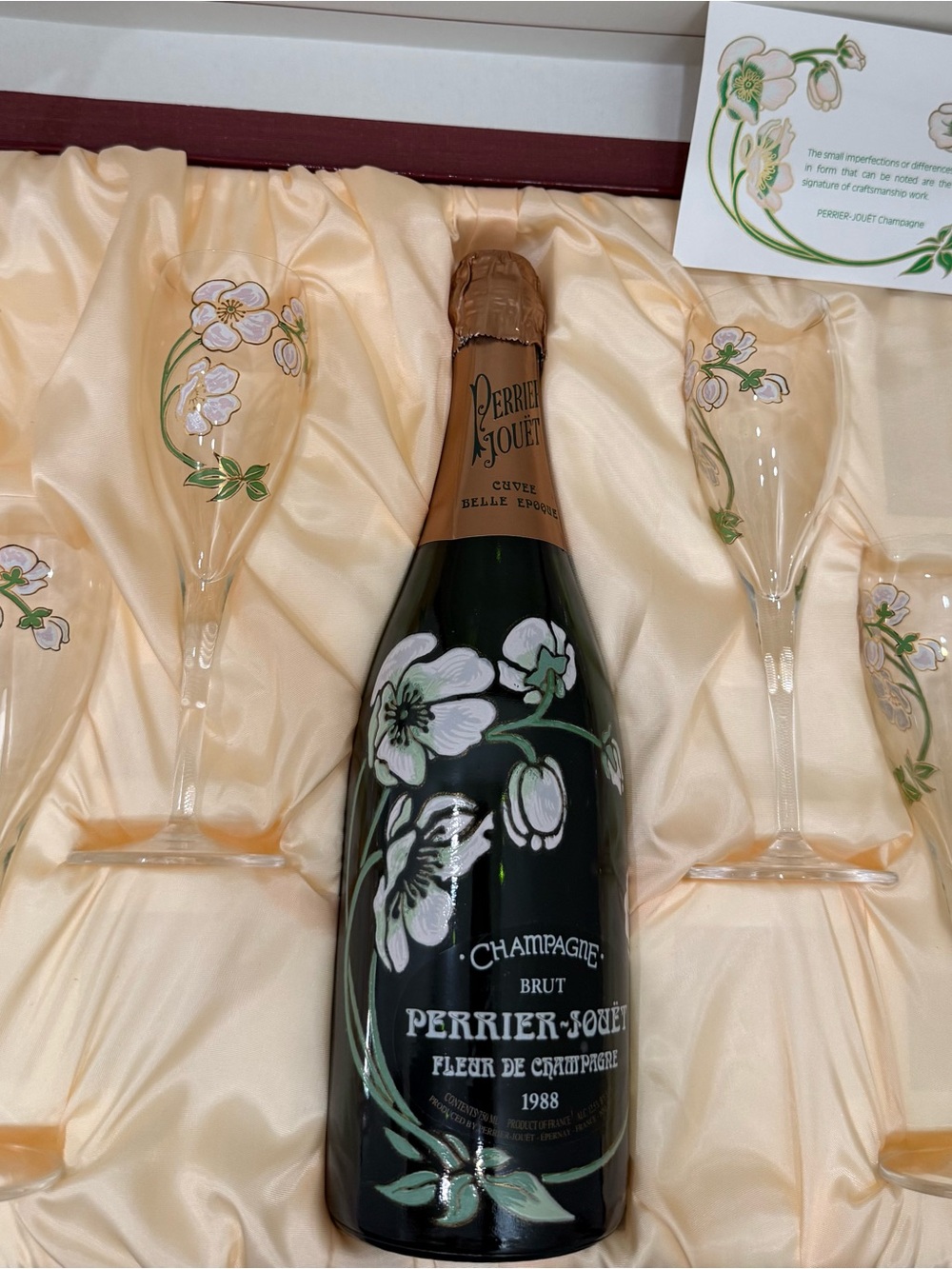 Vintage Perrier Jouet Belle Epoque 4 Champagne Flutes & Floral EMPTY Bottle Set - Picture 11 of 13
